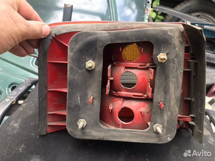 Задние фонари на audi a6 c5 универсал