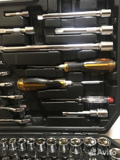 Набор инструментов 121 предмет