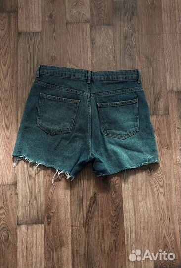Джинсовые шорты