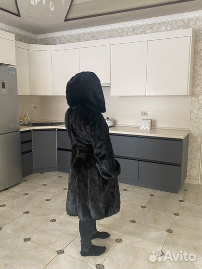 Шуба норковая с капюшоном 46 48 черная
