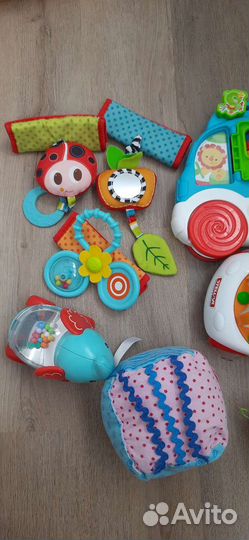 Развивающие игрушки пакетом
