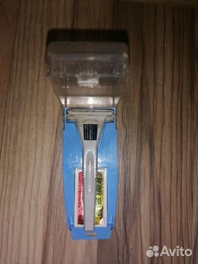 Блюдо зик СССР,станок бритв астра.Футляры фото