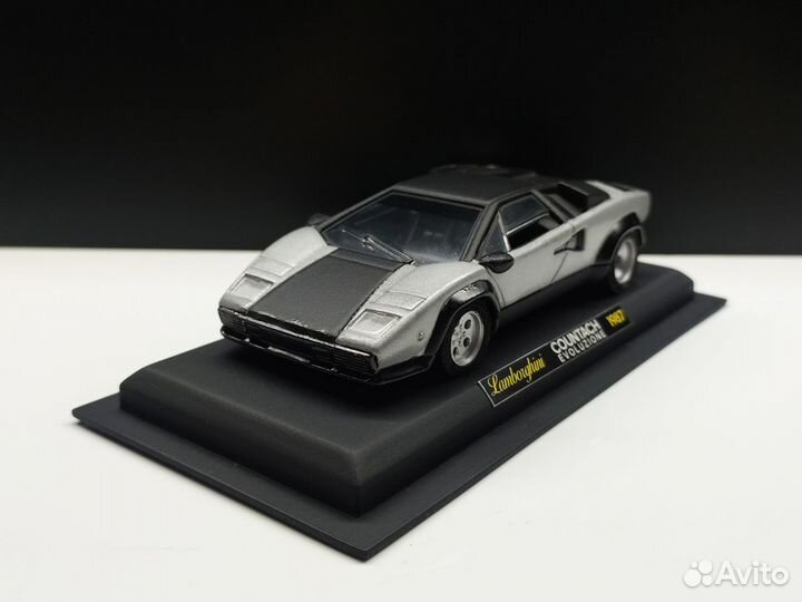 1:43 Lamborghini Countach Evoluzione