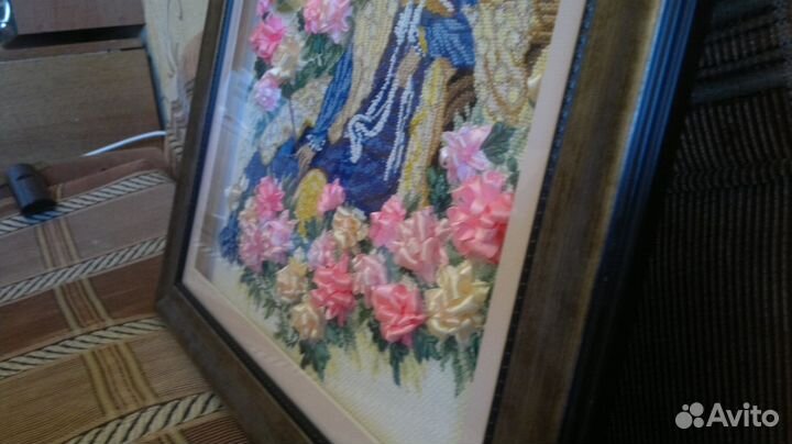 Картина (вышивка крестом, бисером и лентами)