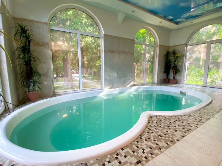 Коттедж 210 м² на участке 25 сот.