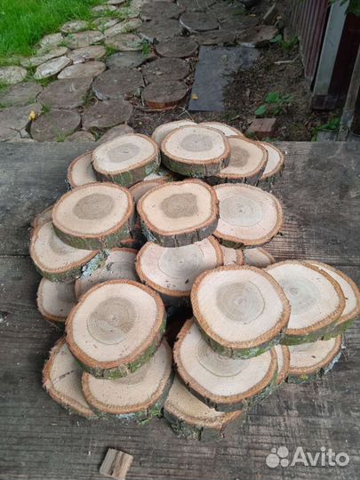 Спилы и слэбы дерева