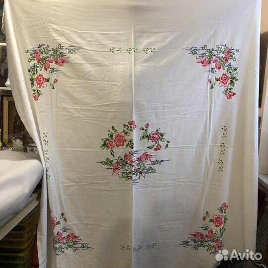 Винтажная скатерть с рыбками