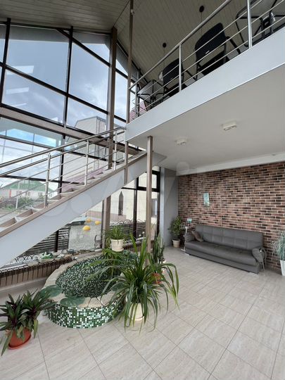 Свободного назначения, 330 м²