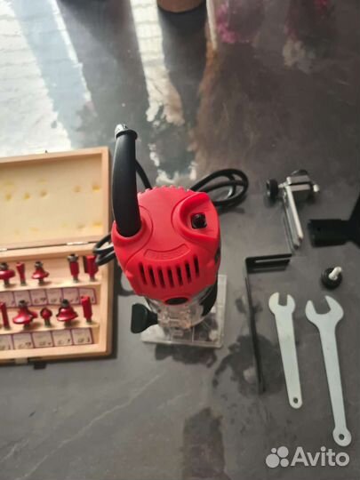 Ручной фрезер кромочный