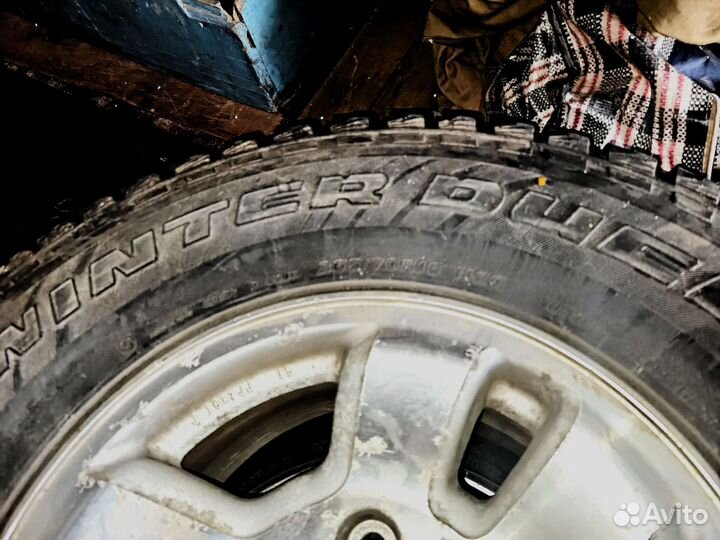 Диски Toyota R16 на зиме Bridgestone