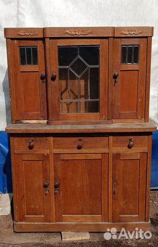 Старинный буфет горка