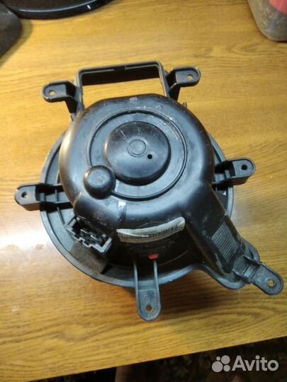 Вентилятор печки Peugeot 3008