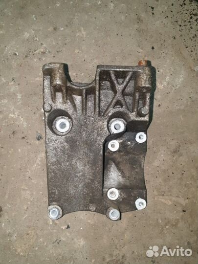 Кронштейн компрессора Фокус 2