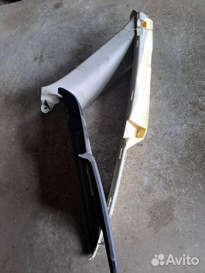 Обшивка стойки задний правый Audi A6 C6