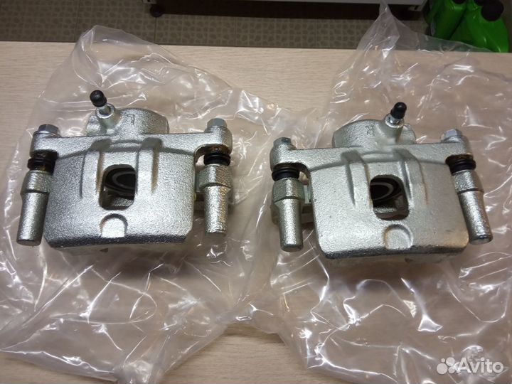 Задний суппорт Mitsubishi Lancer 9 10