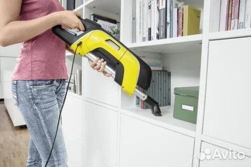 Вертикальный пылесос Karcher VC 5 безмешковый