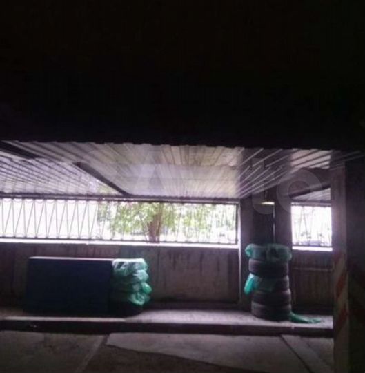 Машиноместо, 14 м²