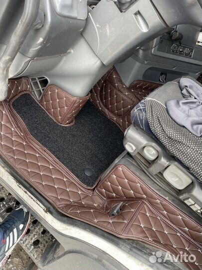 3d коврики на грузовик Nissan Trade