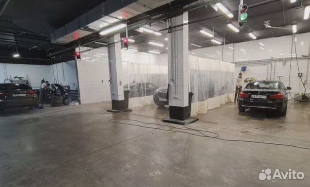 Шиномонтажник