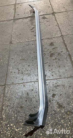 Порог сдвижной двери VW Transporter T4