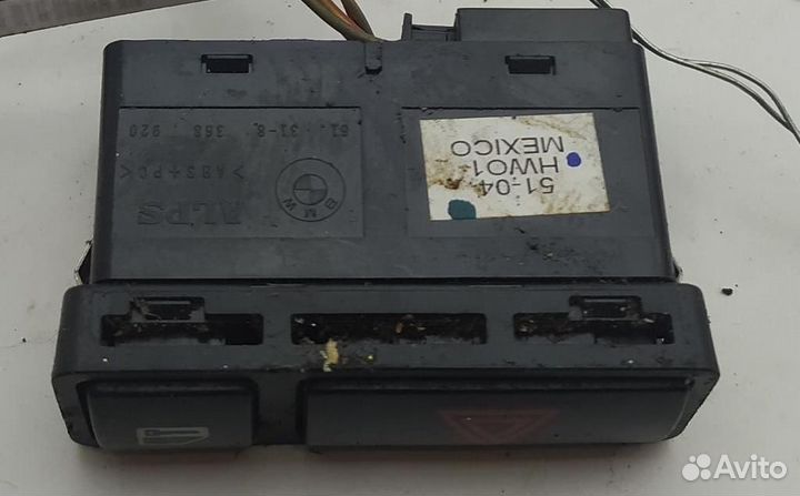 Кнопка аварийной сигнализации BMW X5