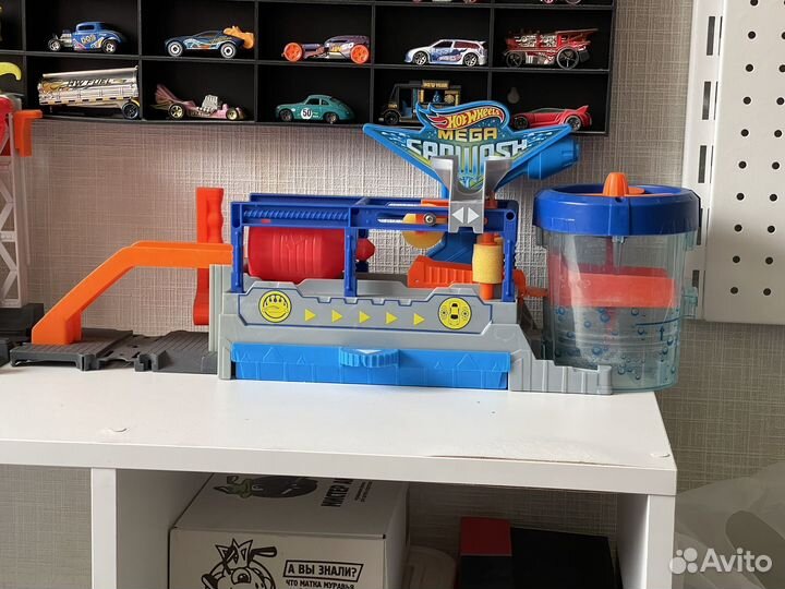 Гоночный трек hot wheels