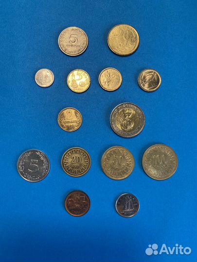 Монеты разных стран, жетоны метро