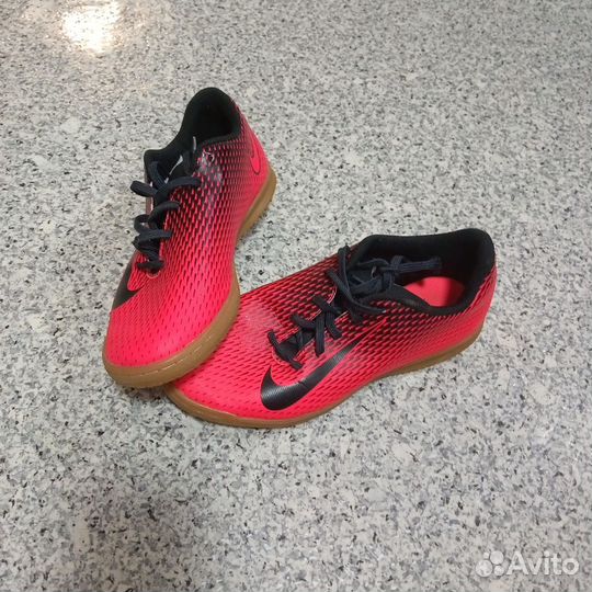 Футзалки nike