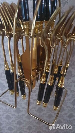 Набор вилок и ложек