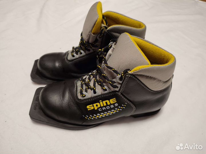 Лыжные ботинки 36 размер