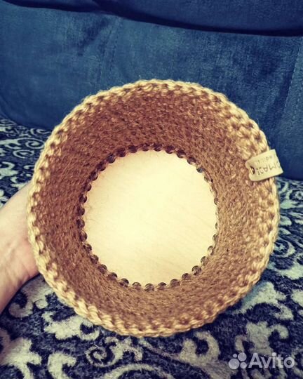 Корзинка из джута