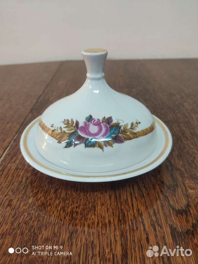 Фарфоровая масленка СССР