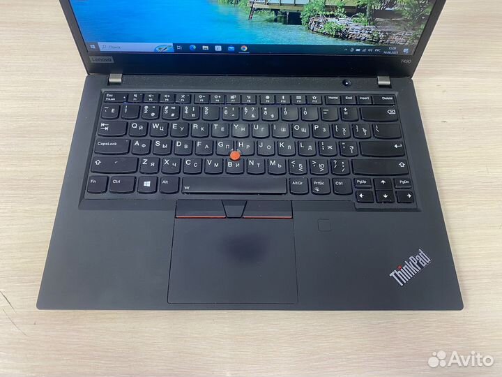 Lenovo Thinkpad T490, бизнес серия
