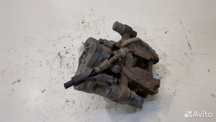 Суппорт Volkswagen Golf 7, 2013