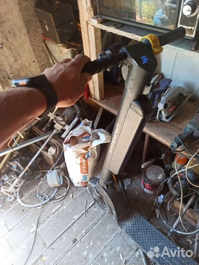 Электросамокат kugoo