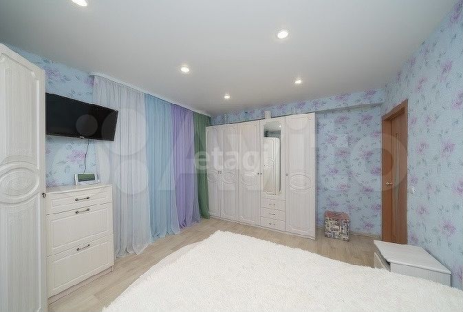 2-к. квартира, 42,3 м², 3/3 эт.