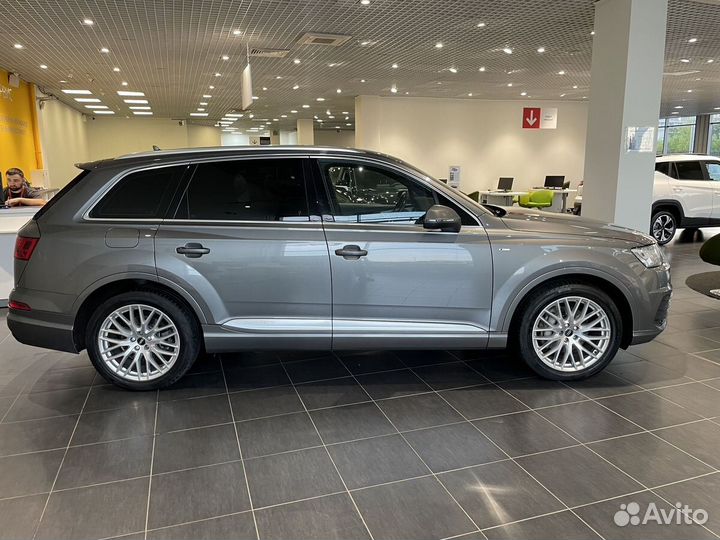 Audi Q7 3.0 AT, 2016, 282 500 км