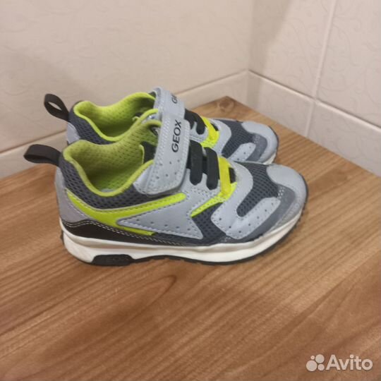 Кроссовки geox 26 для мальчика