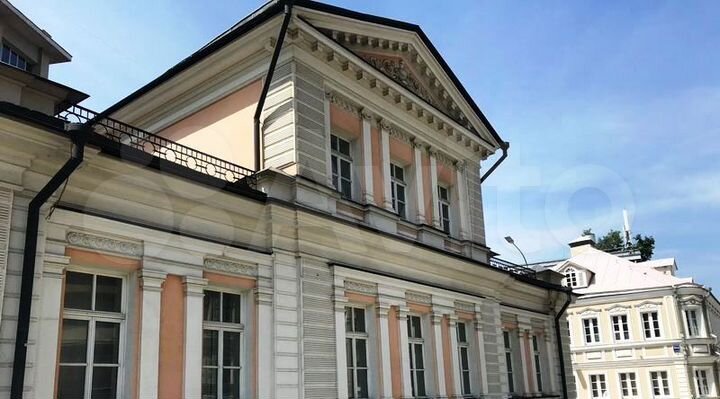 VIP особняк под представительство, 363 кв.м