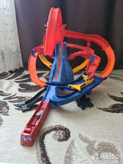 Хотвилс трек вулкан