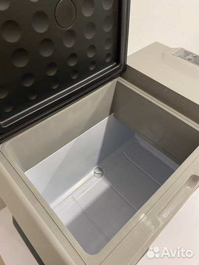 Переносной холодильник