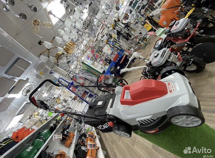 Газонокосилка Электрическая и бензиновая