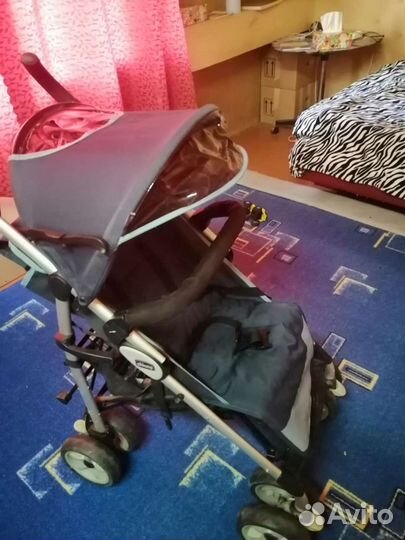 Прогулочная коляска трость