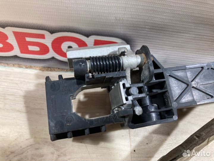 Ручка двери внешняя передняя левая Nissan