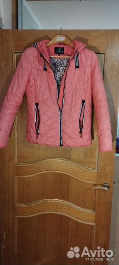 Куртка демисезонная женская