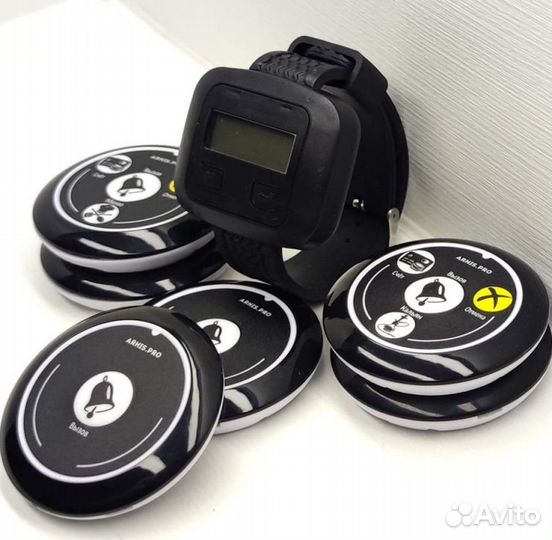 Кнопка вызова персонала, официанта с часами