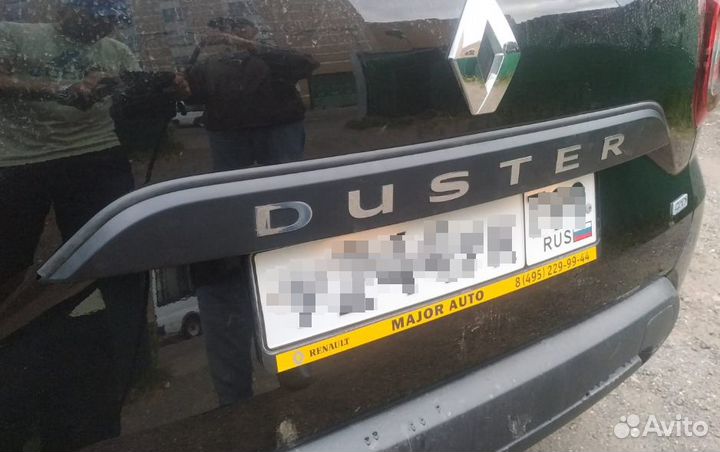 Уплотнитель молдинга крышки багажника Рено Дастер