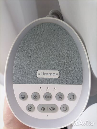 Ночник с белым шумом ummo