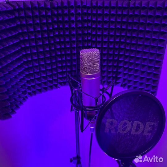 Первая студия звукозаписи самообслуживания IZI REC