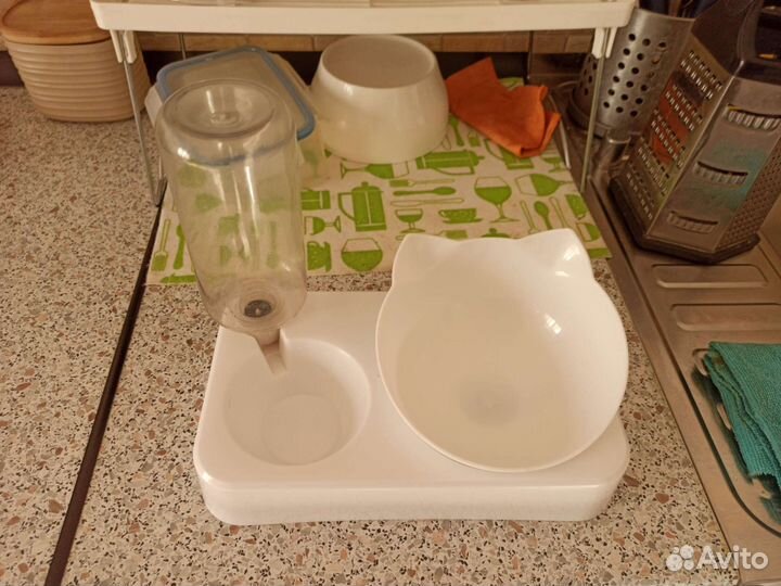 Кошачья кормушка